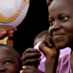 Ostafrika braucht Ihre Hilfe! Spenden für Kinder: Schulpatenschaft East Africa needs your help! Donate for a child with a school sponsorship!